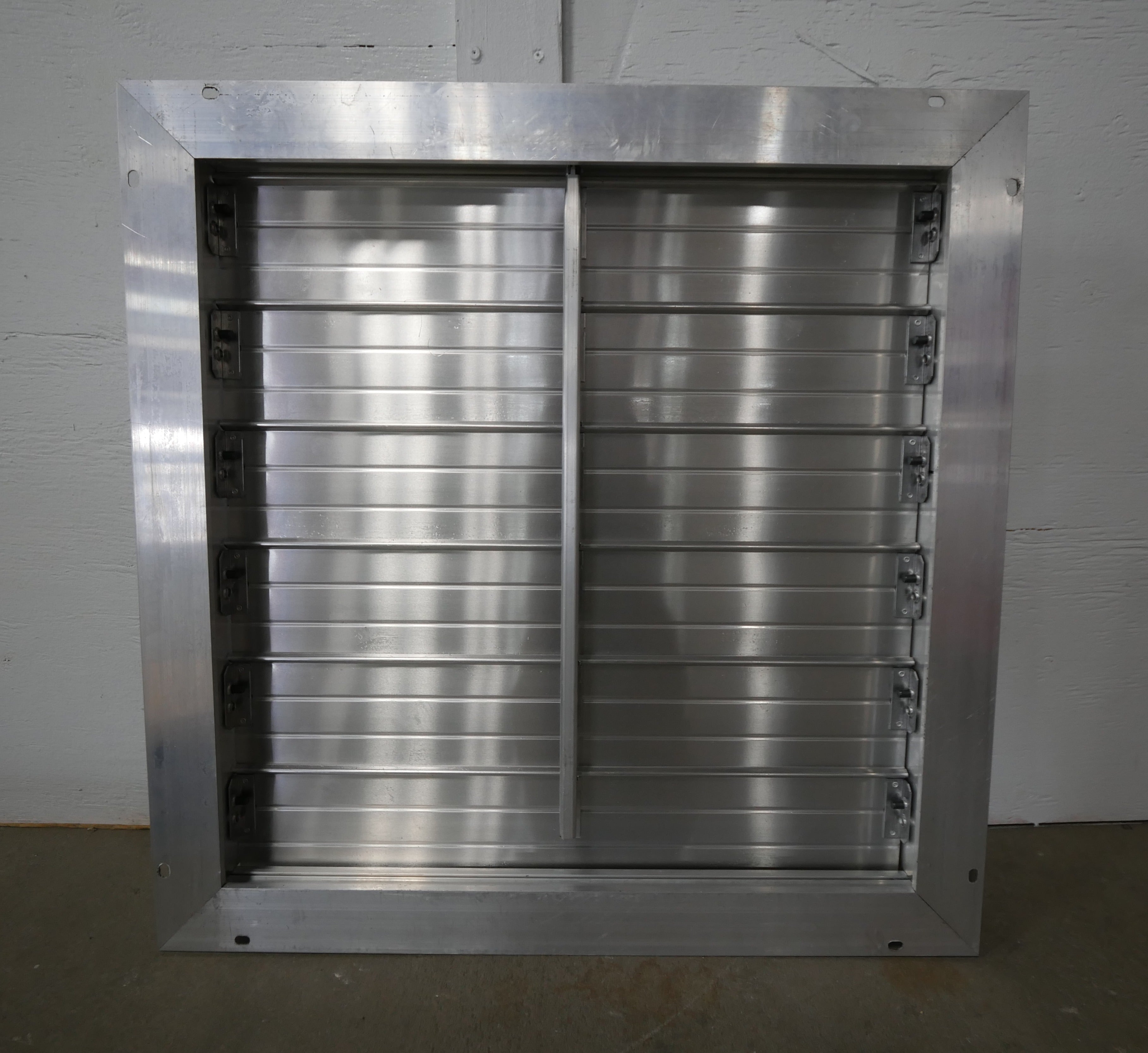 24" x 24" Aluminum Shutter