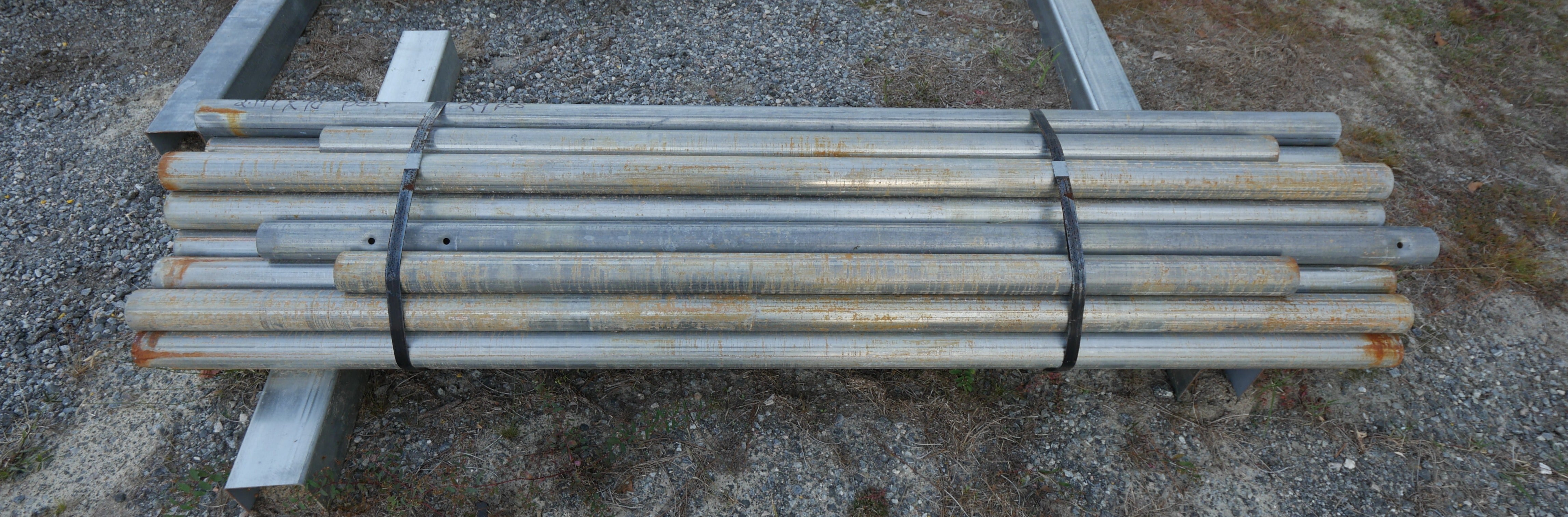 2.197 X 70" ROUND TUBING 12GA - SURFACE OXIDATION