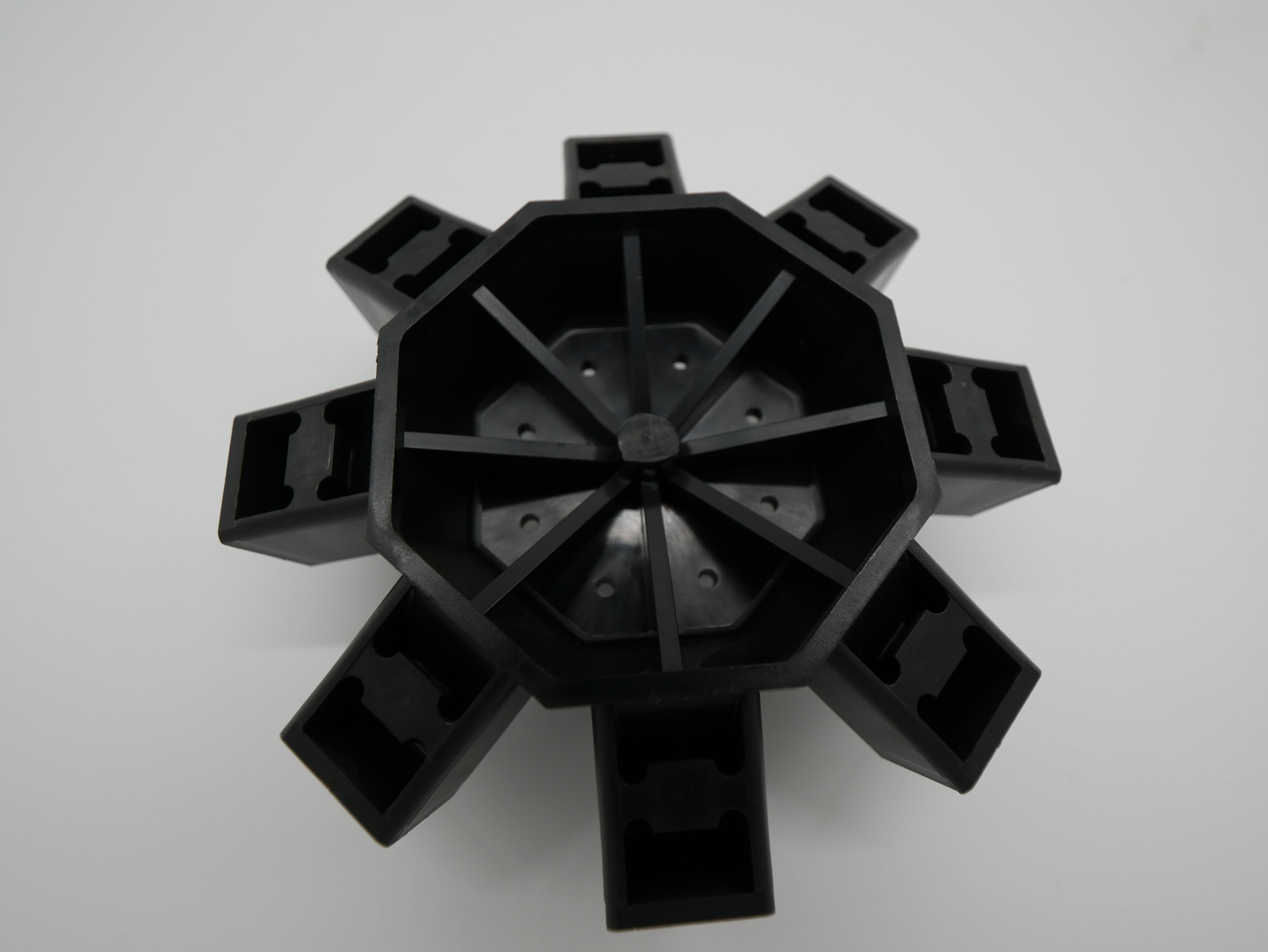 8-Way Center Bracket (Black)