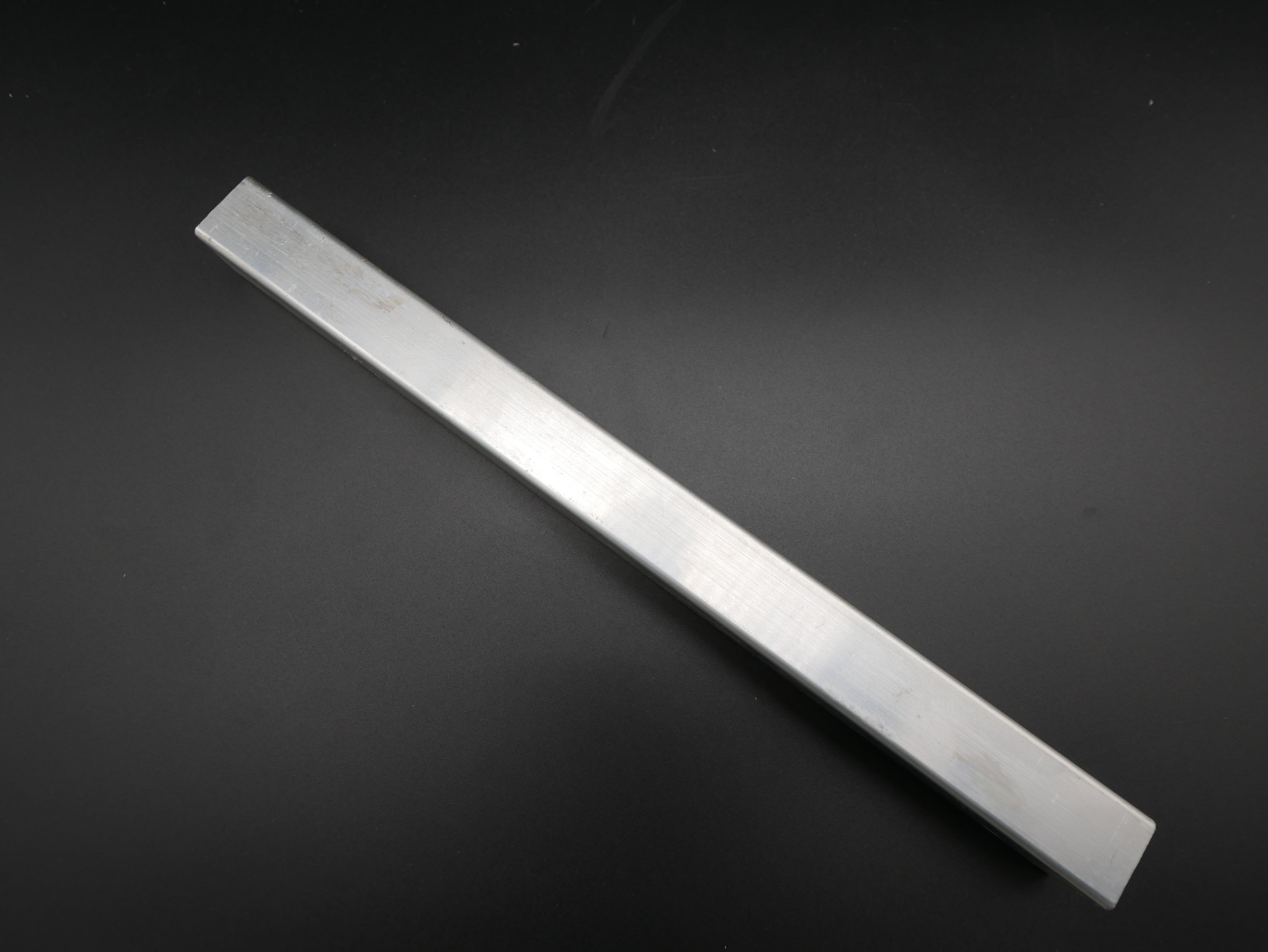 1" x 1" x 3/16" x 5 Aluminum Tubing
